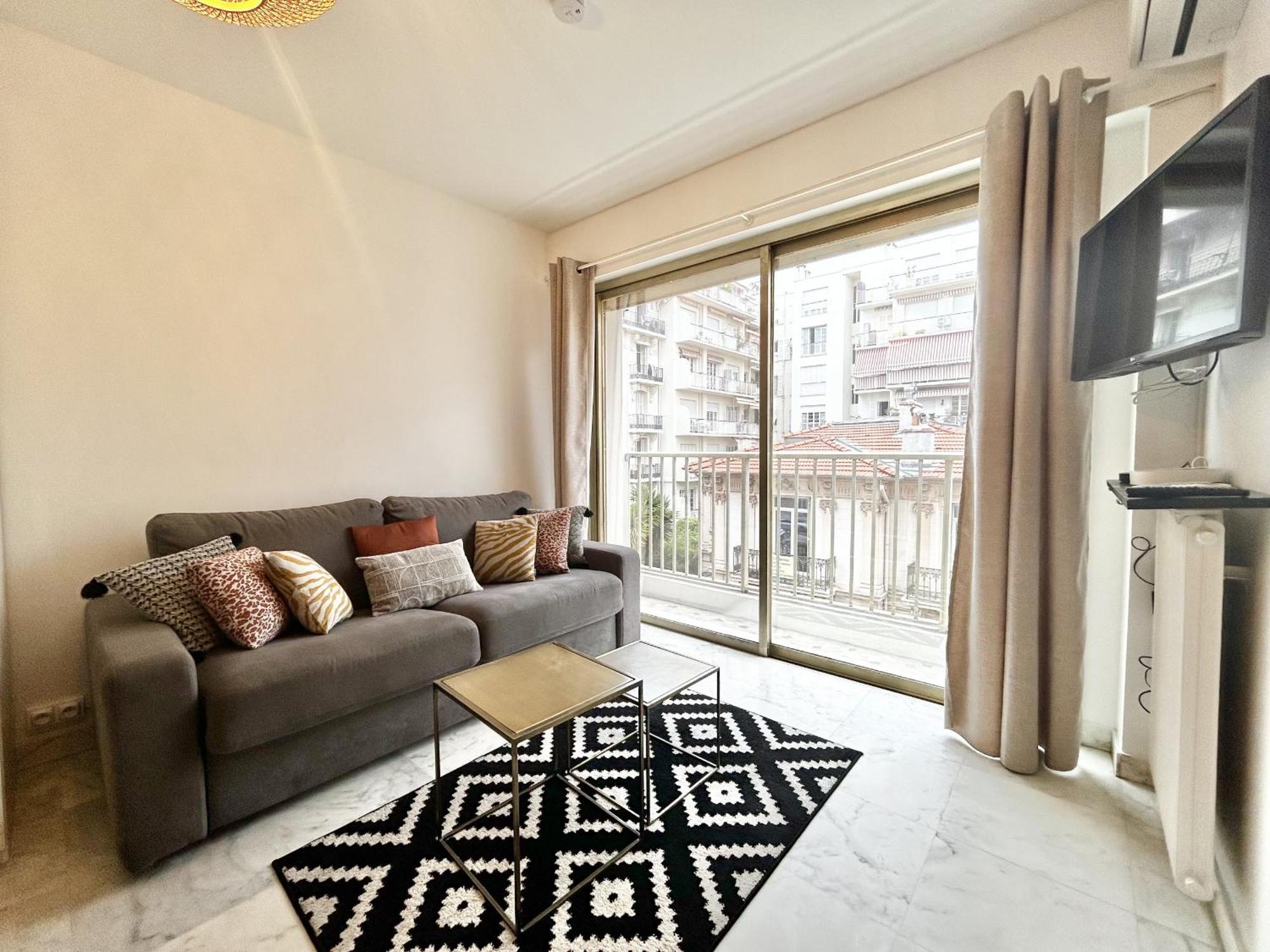 Aparthotel Riviera - Nice Carre D'Or - Large Studio Ac Terrasse - Tres Calme - Balcon Berlioz 2 Екстериор снимка